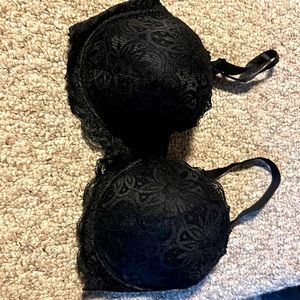 Black Bra with adjustable straps